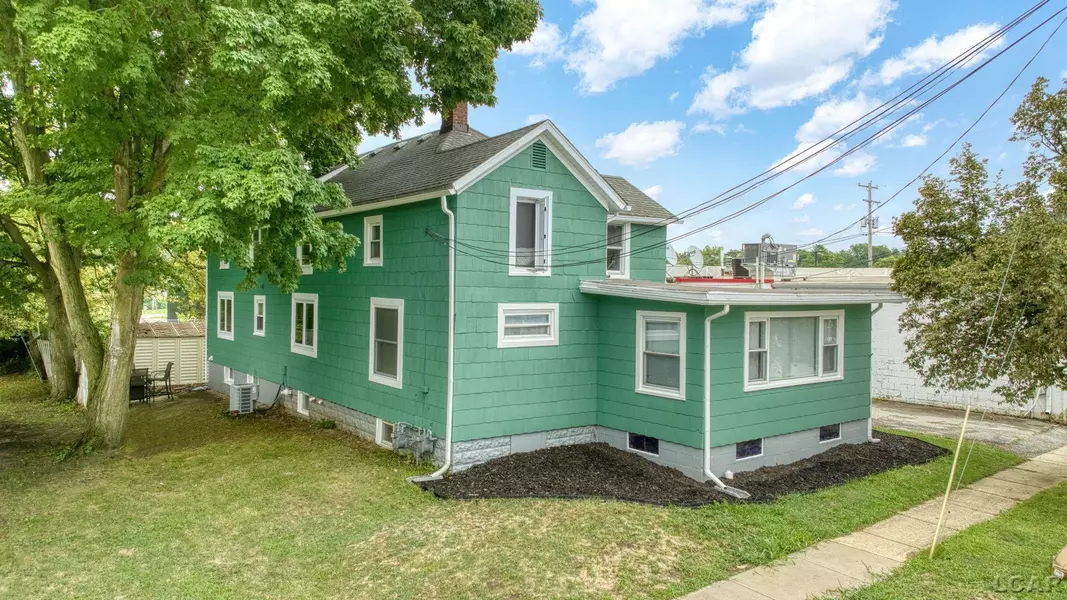 110 W Albert Street, Adrian, MI 49221