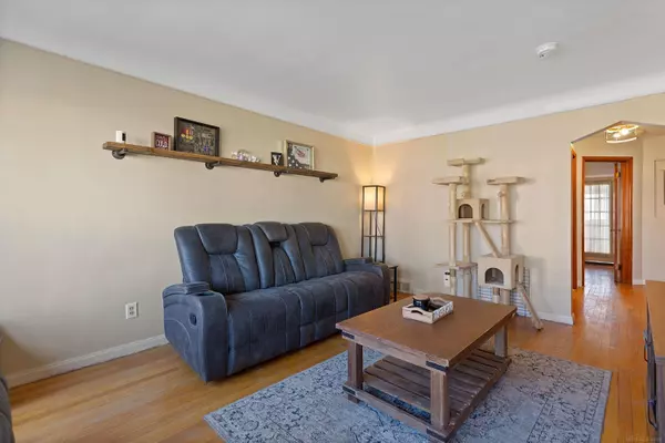 Saint Clair Shores, MI 48081,21208 Bon Heur Street