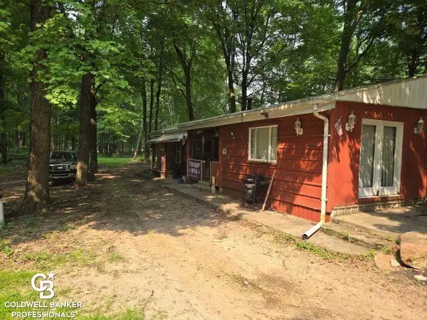 Emmett, MI 48022,5699 Connell Road