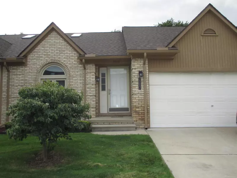 35907 Fierimonte Drive, Clinton Twp, MI 48035
