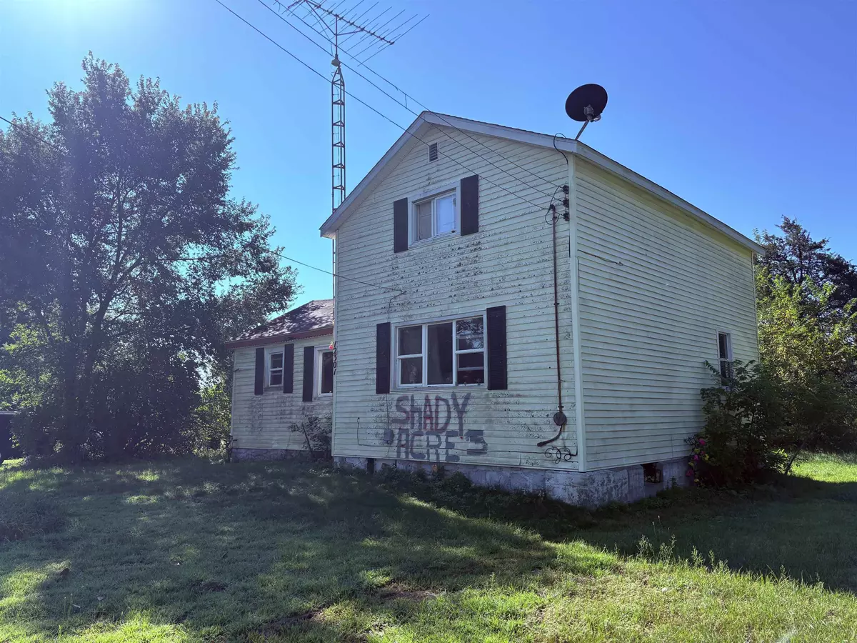 Chesaning, MI 48616,12301 Niblok Road