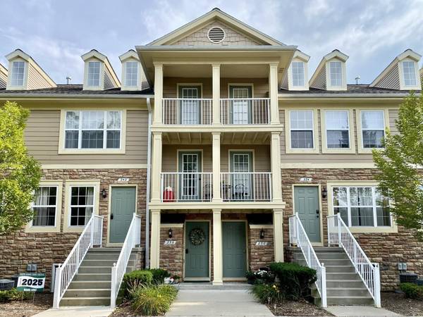 236 Park Green Drive, Lake Orion, MI 48362