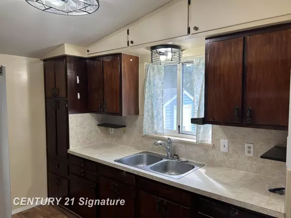 Clio, MI 48420,11209 Langdon Drive