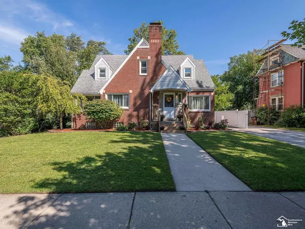 Carleton, MI 48117,1424 Monroe Street