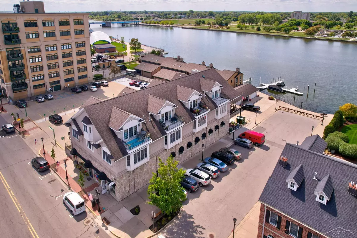 Bay City, MI 48708,917 N Water Street