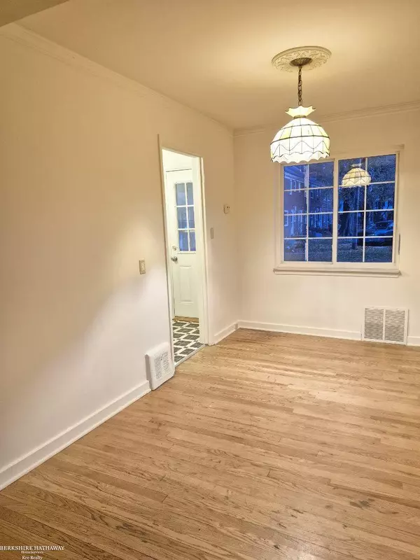 Saint Clair Shores, MI 48080,22925 Gary Lane