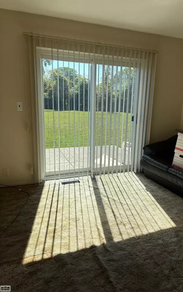 Warren, MI 48093,11582 Gerald Drive