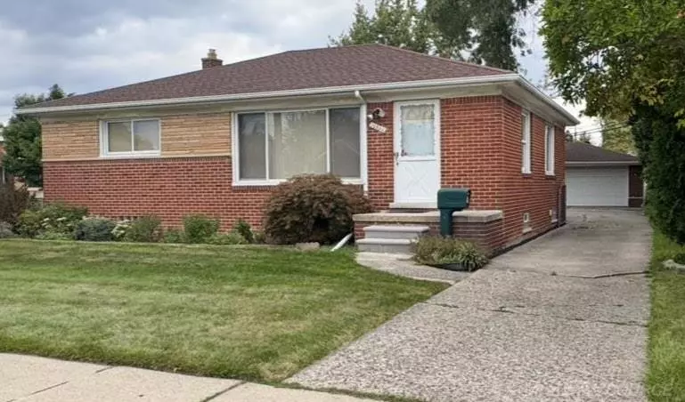 16533 Toepfer Drive, Eastpointe, MI 48021