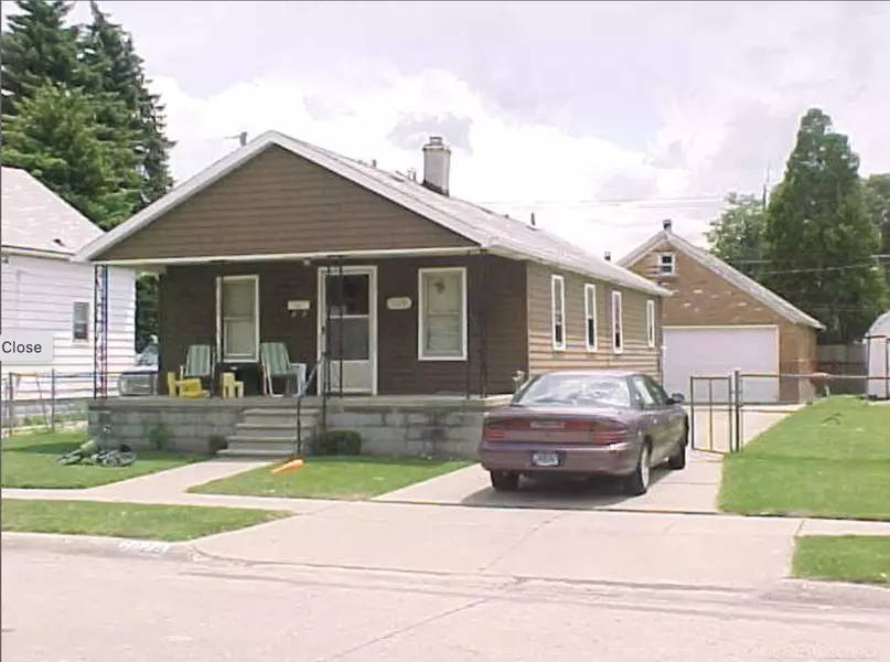 7028 Dodge Avenue, Warren, MI 48091