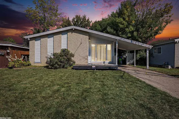 Clinton Twp, MI 48035,19793 Electra St Street