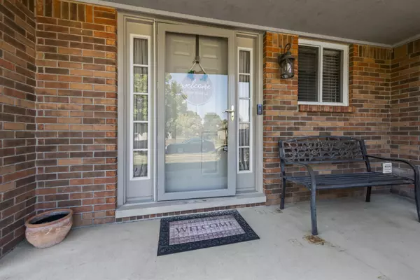 Clinton Twp, MI 48036,21296 Clear Creek Boulevard