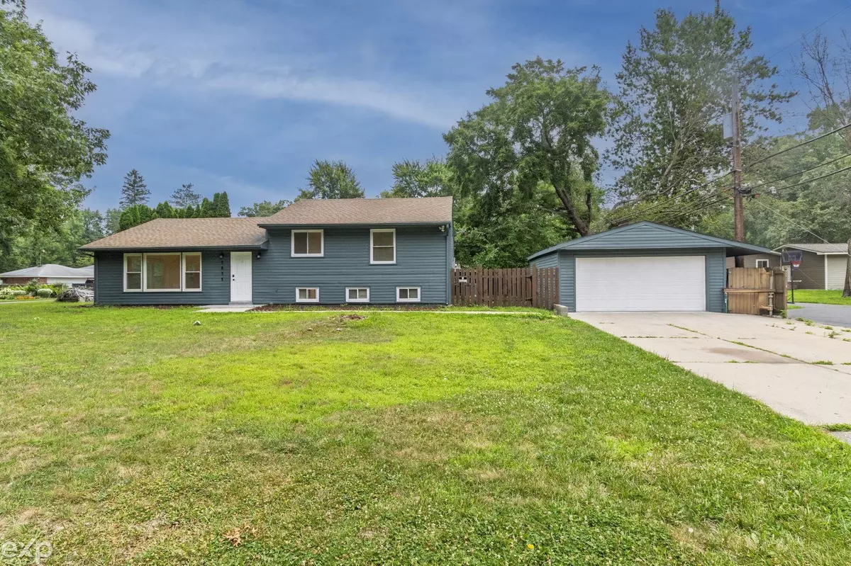 Waterford, MI 48327,5835 Forestal Drive