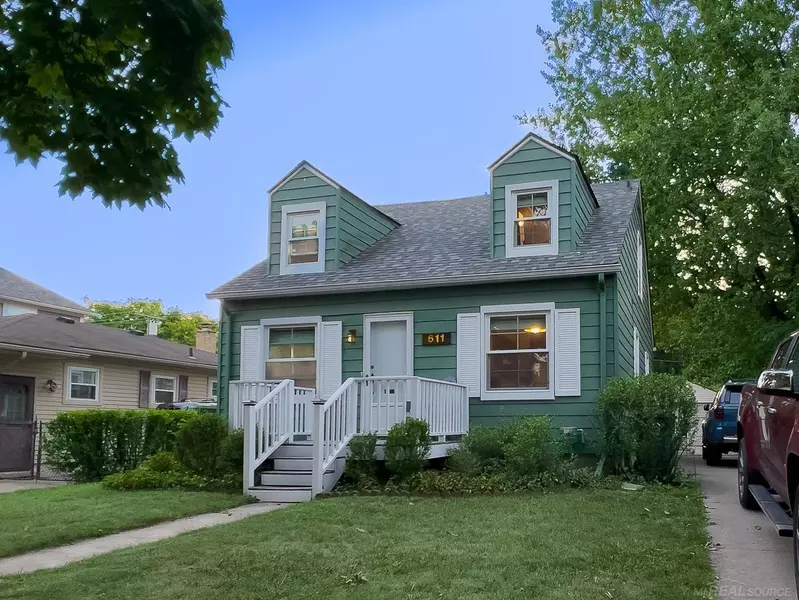 611 N GAINSBOROUGH Avenue, Royal Oak, MI 48067