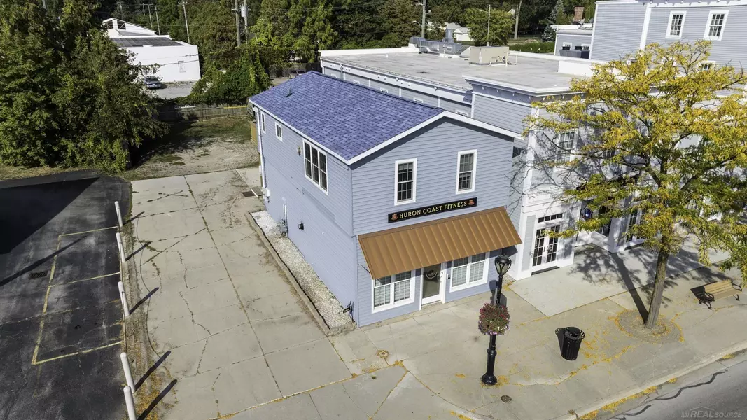 5520 Main Street, Lexington, MI 48450