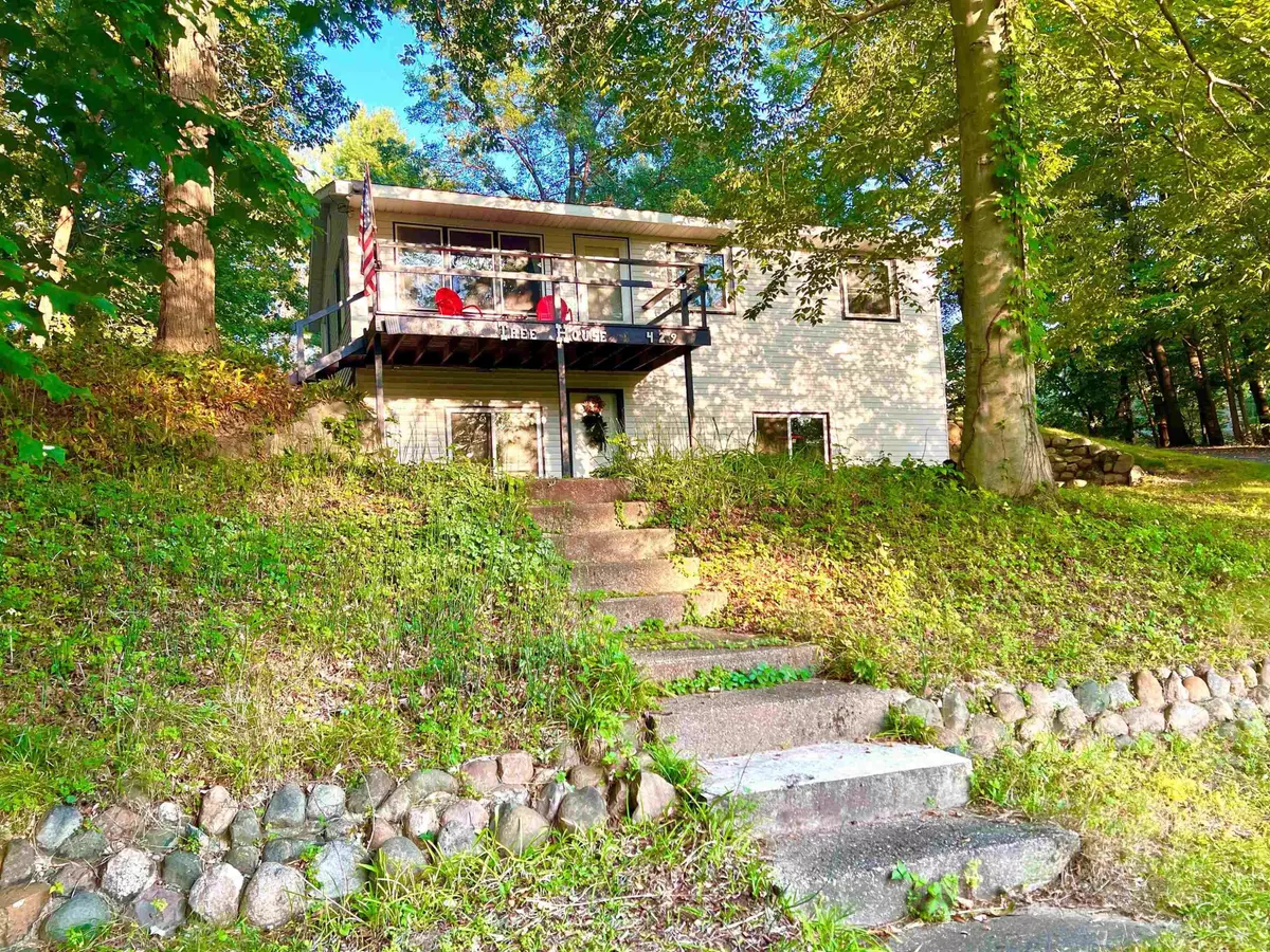 Shepherd, MI 48883,429 S Geneva Road