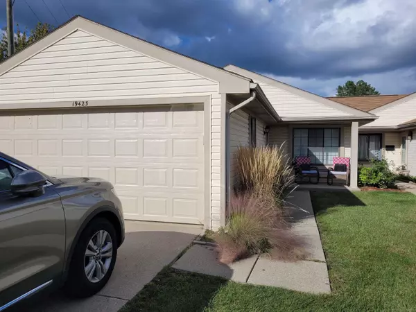 19423 Hazelwood Street, Roseville, MI 48066