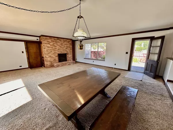 Warren, MI 48089,25841 Gunston Avenue