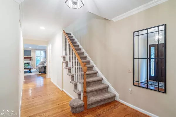 Bloomfield Hills, MI 48304,1204 S Timberview Trail