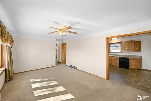 Monroe, MI 48161,826 S Raisinville Road