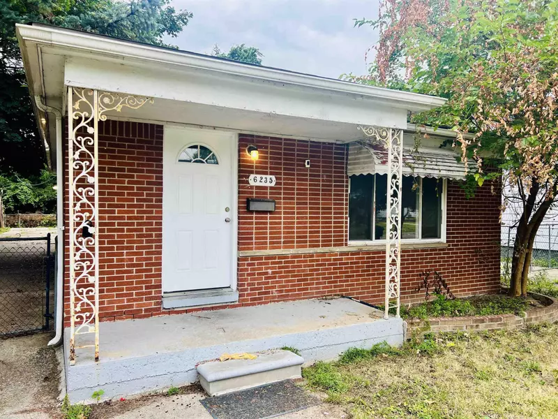 6235 ASHTON Avenue, Detroit, MI 48228