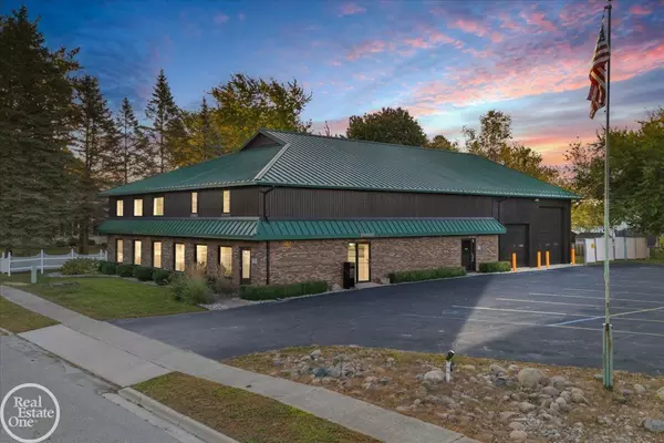 1231 Clinton Avenue, MI 48079