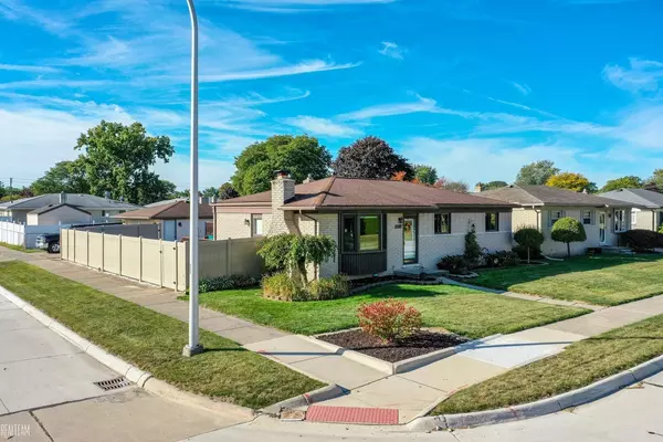 Roseville, MI 48066,18922 Voiland Street