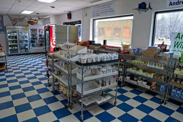 Clinton Twp, MI 48036,38937 Harper Avenue