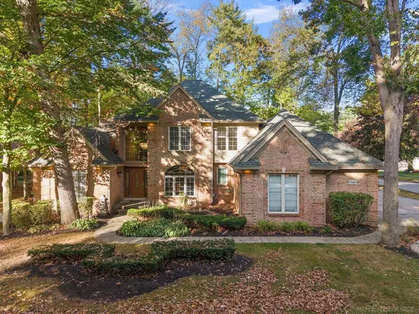 Utica, MI 48315,53463 Hunters Crossing Drive