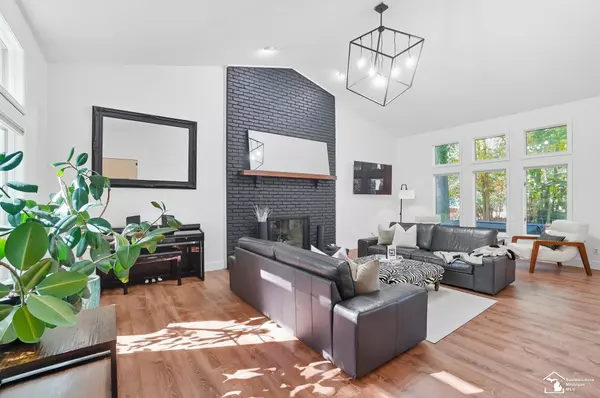 Grosse Ile, MI 48138,8232 Island Boulevard