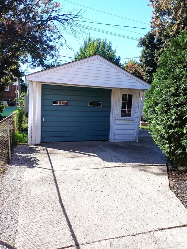 Allen Park, MI 48101,15217 Keppen Avenue