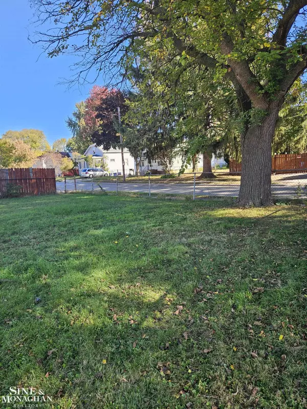 Mount Clemens, MI 48043,186 Hubbard Street