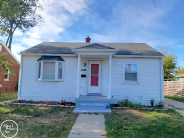 21589 Curie Avenue, Warren, MI 48091