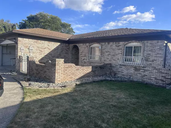 Clinton Twp, MI 48038,15786 Bexley Street