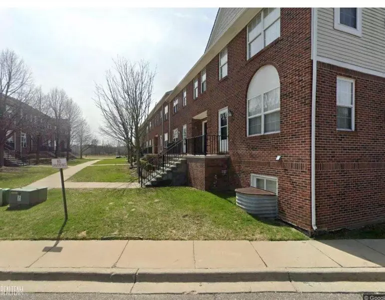 43117 Burlington Drive, Sterling Heights, MI 48312