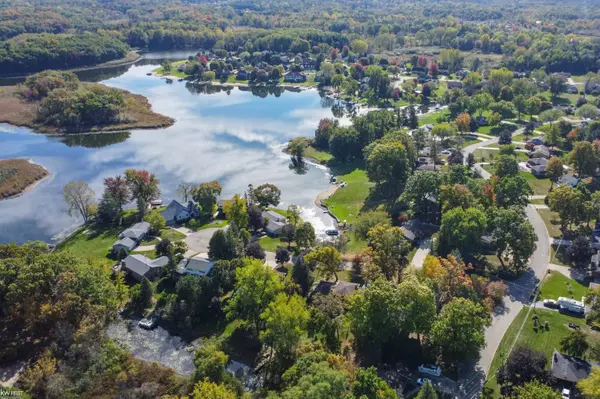 Fenton, MI 48430,1244 Pomona Court
