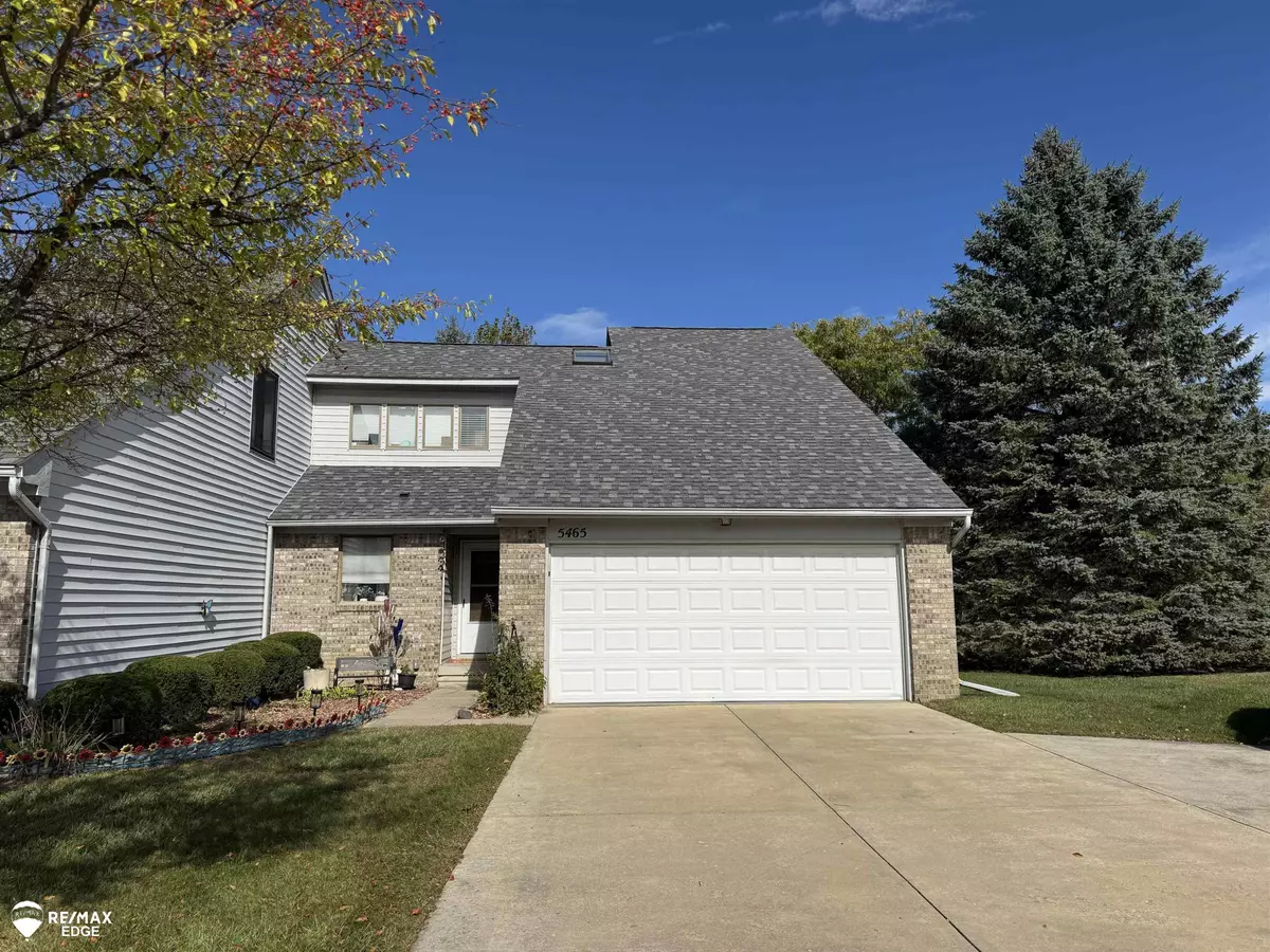 Grand Blanc, MI 48439,5465 Country Rose Circle