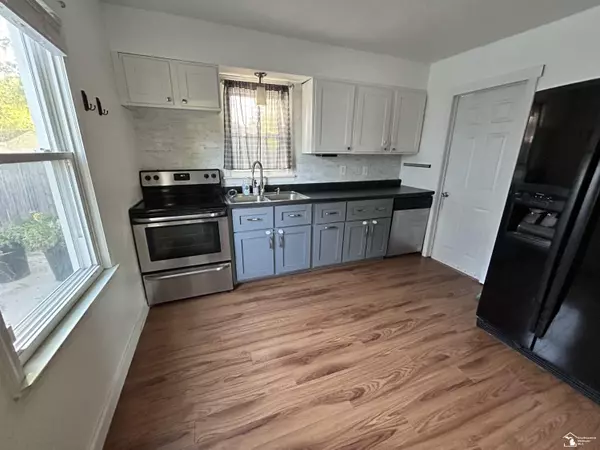 Monroe, MI 48161,809 Jerome Street