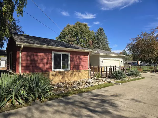 Owosso, MI 48867,1240 N Chipman Street