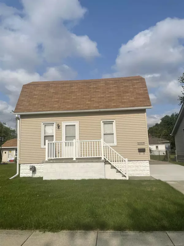 Eastpointe, MI 48021,23809 Rein Avenue