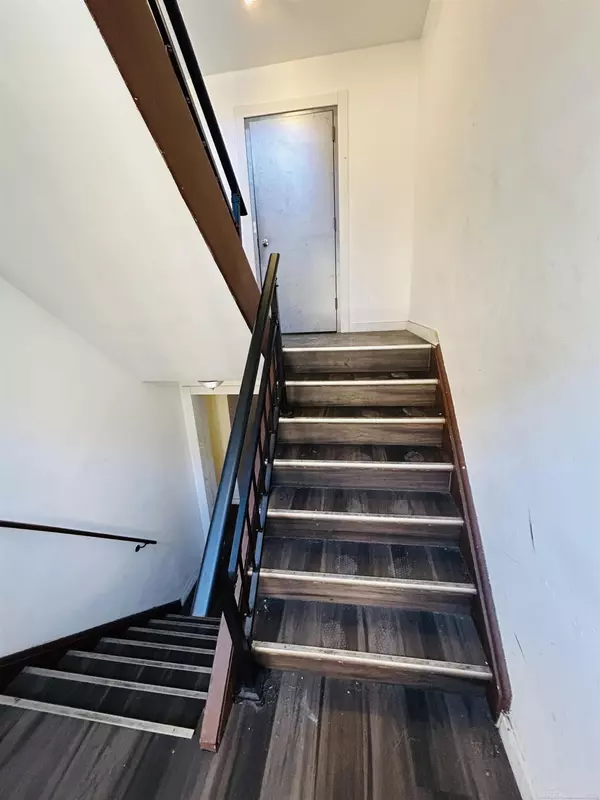 Detroit, MI 48224,11811 Morang Drive