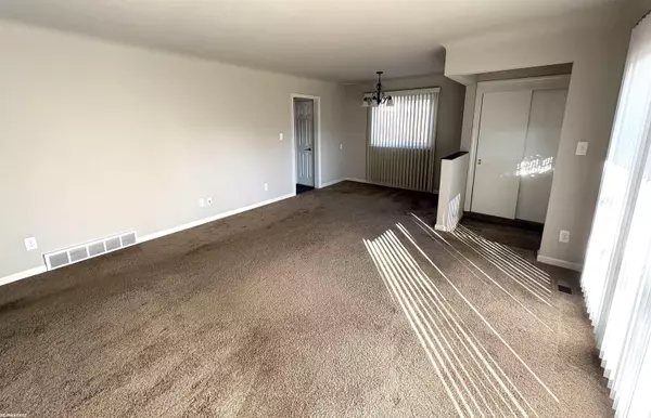 Eastpointe, MI 48021,24655 Willowby Avenue