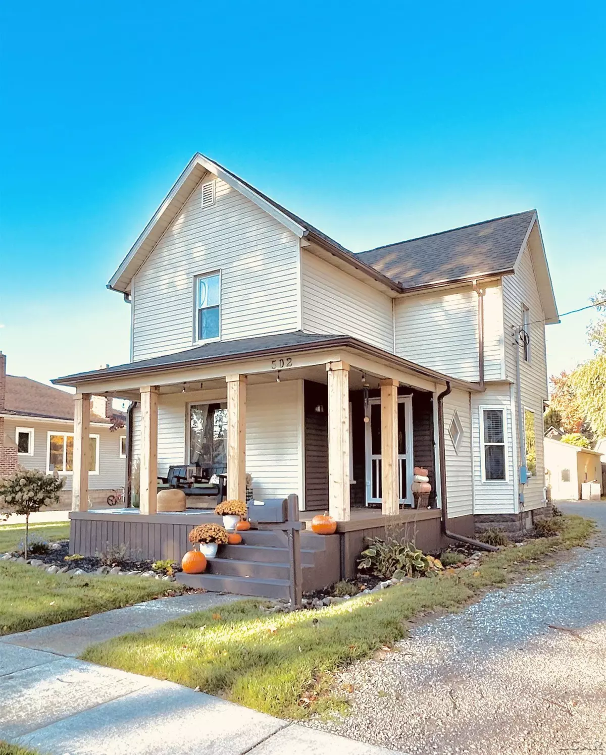 Blissfield, MI 49228,502 Giles Avenue