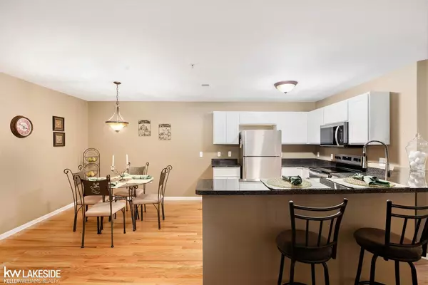 Shelby Twp, MI 48317,49233 W Woods Drive