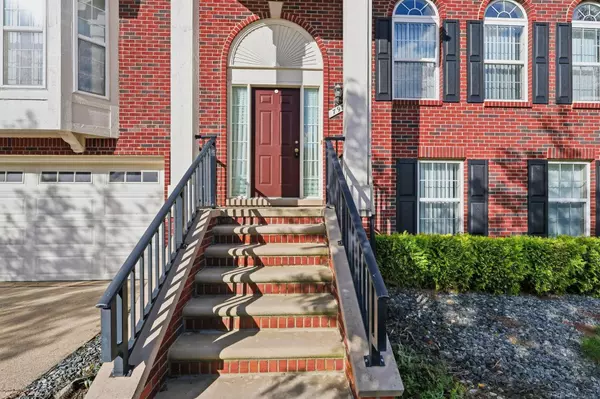 Troy, MI 48085,795 Red Run Drive