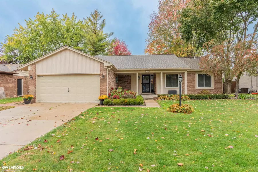 51635 Laurel Oak Lane, Chesterfield, MI 48047
