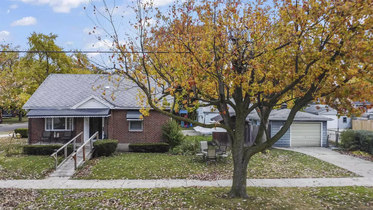 Port Huron, MI 48060,1502 23rd Street