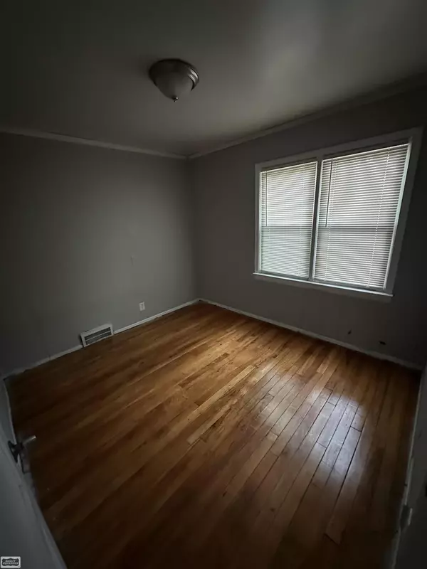 Detroit, MI 48238,4213 Waverly Lower Street