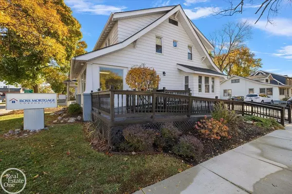 Rochester, MI 48307,321 W University Drive