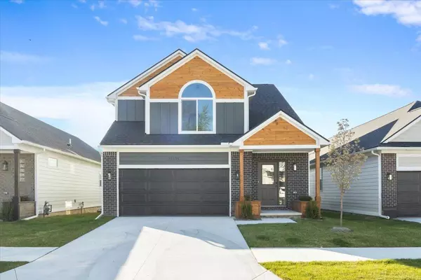 MI 48047,27633 Maryjane Lane E