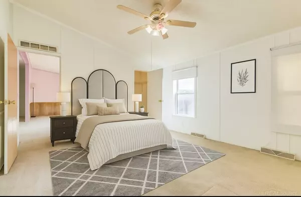 MI,1332 Aspen Street